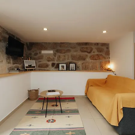Casa Ti Nogueira * سواجو